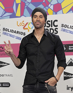 ﻿Enrique Iglesias,  rey del pop latino y todo un ‘padrazo’  