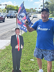 ﻿Protestas en pro y en contra en Miami. ﻿‘Happy Birthday’ Trump por frenar la corrupción oficial en los EE.UU.