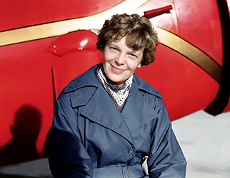 ﻿Amelia Earhart, pionera de la aviación