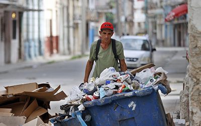 ﻿‘Viviendo con lo que se puede’: así es la lucha diaria de los indigentes en Cuba
