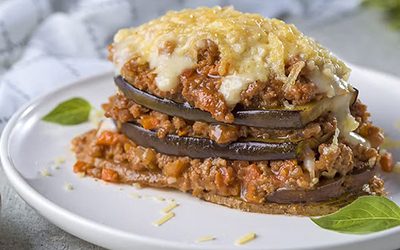 LIBRE EN LA MESA. Lasaña Griega De Berenjena Con Carne Molida