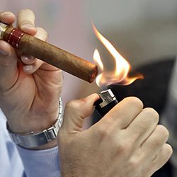 ﻿ONG denuncia que Habanos ha reconocido públicamente emplear presos para elaborar puros