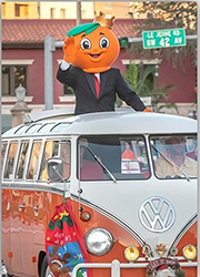Coral Gables revive la Navidad en la parada del Junior Orange Bowl