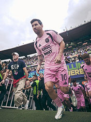 El Inter doblegó a Nacional en Medellín. El astro Lionel Messi enloqueció a más de 40.000 aficionados