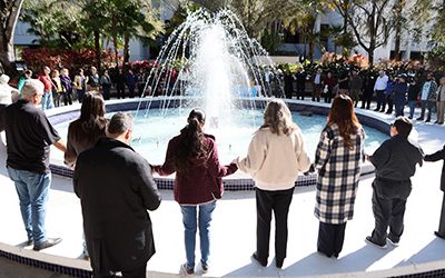 El médico Alfredo Melgar, en la vigilia de FIU. ‘Si Cuba recobra su libertad será más fácil juzgar a Raúl Castro’