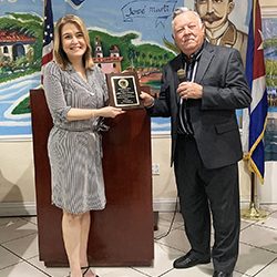 La nueva junta directiva de los Municipios de Cuba en el exilio