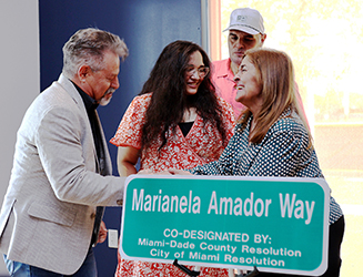 La hija de Juan Amador Rodríguez. ¡Marianela Amador ya tiene su calle en Miami…!