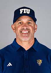 Pedro Grifol y FIU, reviviendo el béisbol en Westchester