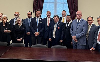 Exigen libertad para los presos políticos. La antigua Europa prepara un bloqueo a la ayuda hacia Cuba