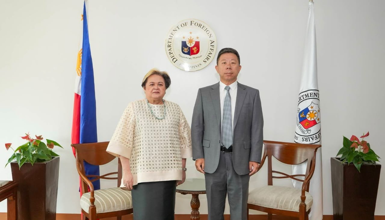 Filipinas convoca al embajador de China por «amenazar con el uso de la fuerza»