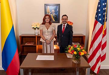 Cónsul Antonella Farah asume oficialmente su cargo en Miami