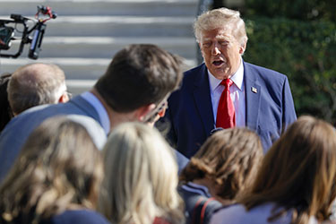 Trump afirma que los buques de EE. UU. ‘pasarán’ por Cuba tras la guerra en Irán