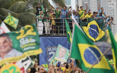 A un día de las elecciones de Brasil: fin de campaña multitudinario y empate en encuestas